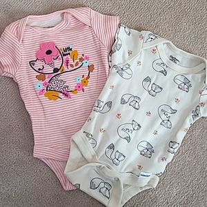 GERBER 2- Pack "Little Love Fox" Onesie Set